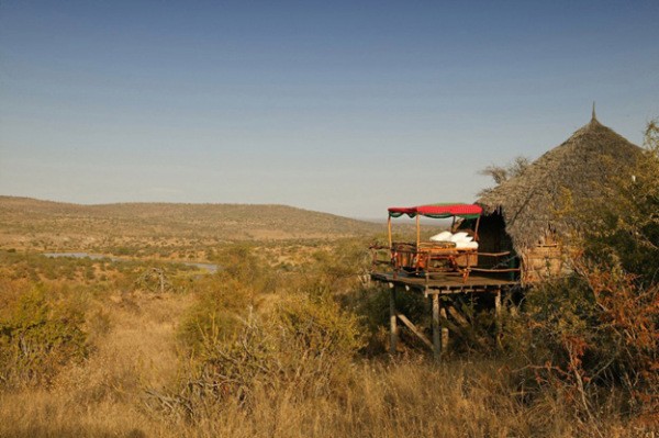 8- A Cama Estrela Kiboko – Deserto de Loisaba (Laikipa, Kenya)