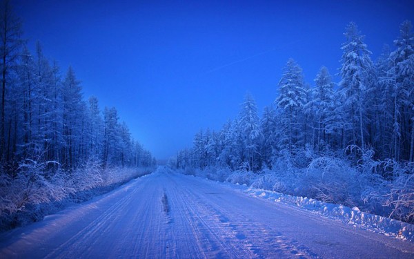 A “estrada dos Ossos” é a única maneira de chegar ao Oymyakon.