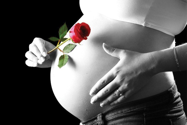 As grávidas podem ingerir alimentos durante as contrações segundo as doulas