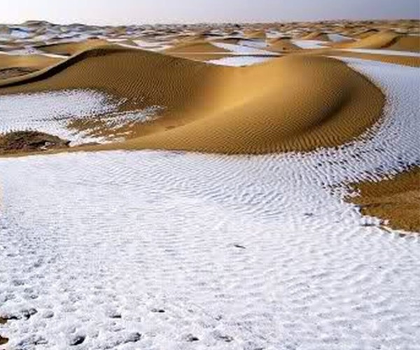 1979 Neve no deserto do Saara