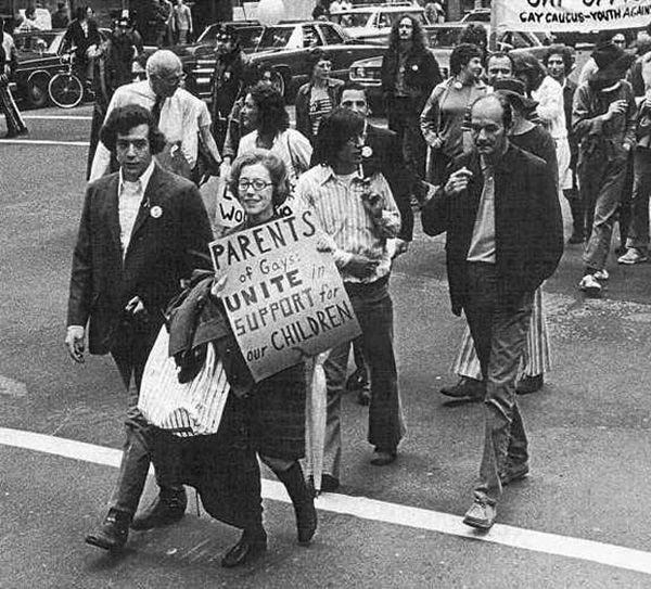 Jeanne Manford, que apoiou seu filho gay durante passeatas pelos direitos dos homossexuais – 1972