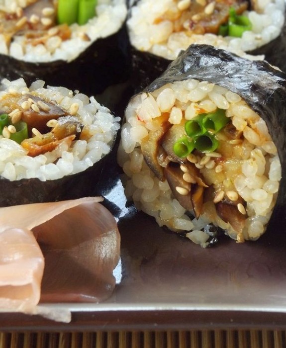 Originalmente, arroz nunca foi misturado com o sushi