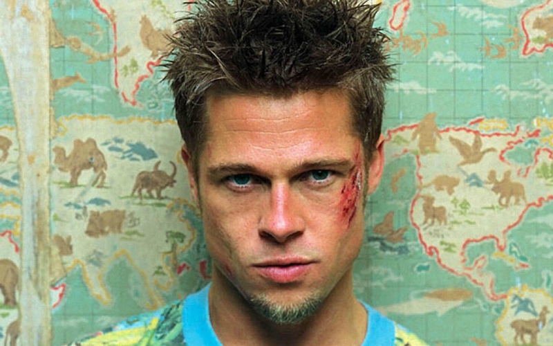 Brad Pitt perdeu um dente no Clube da Luta e ele adorou