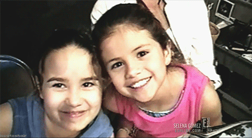 Selena Gomez e Demi Lovato são amigas desde Barney