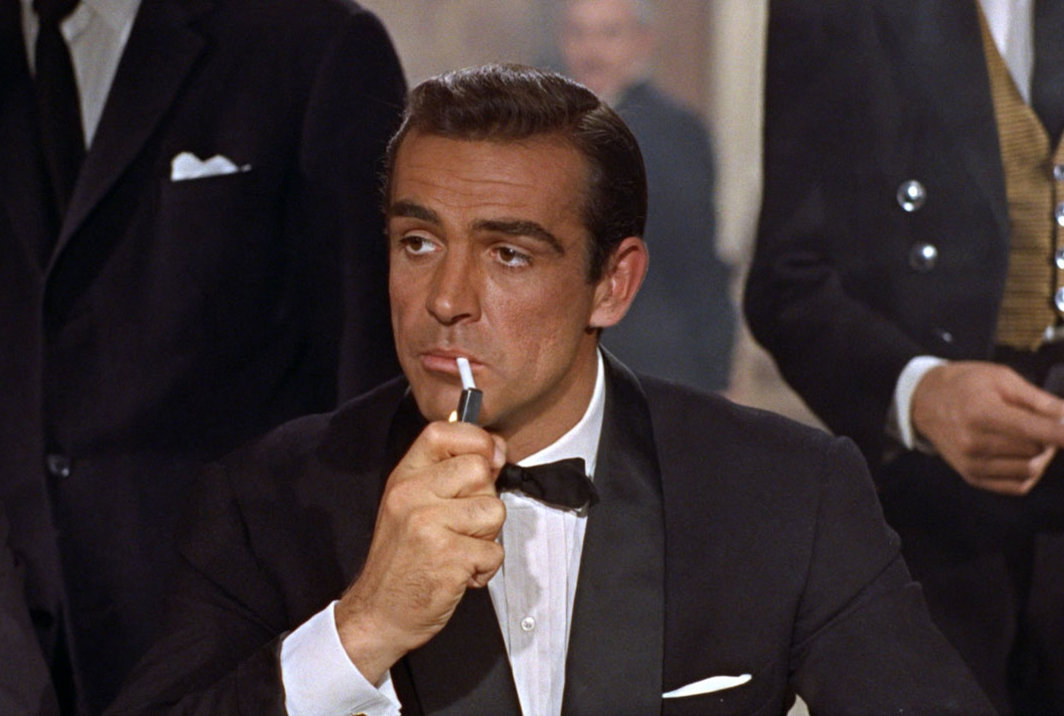 O cabelo de Sean Connery em James Bond era falso