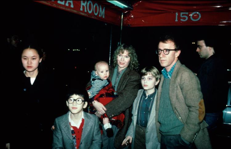 Woody Allen e a filha adotiva que se tornou sua esposa