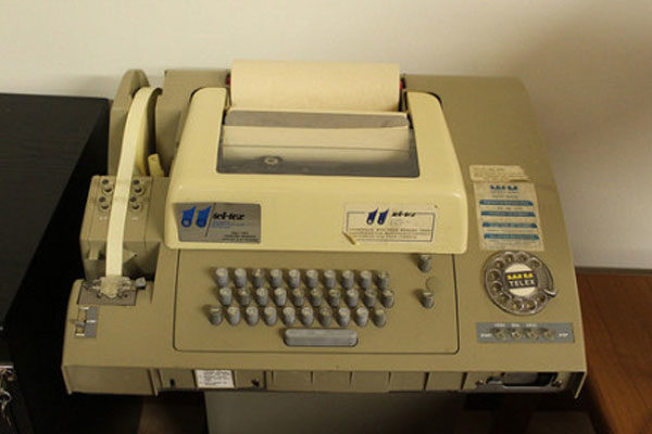 Telegramas e fax