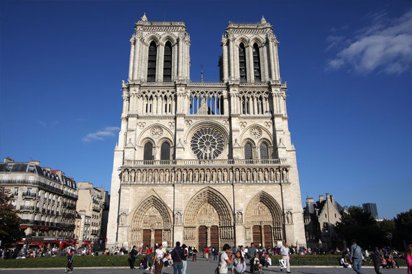 Notre-Dame, Paris, França