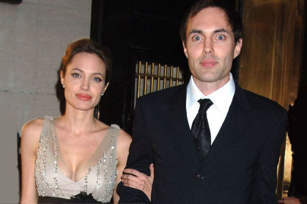 Angelina Jolie e seu irmão James Haven